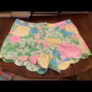 Lilly Pulitzer Buttercup shorts